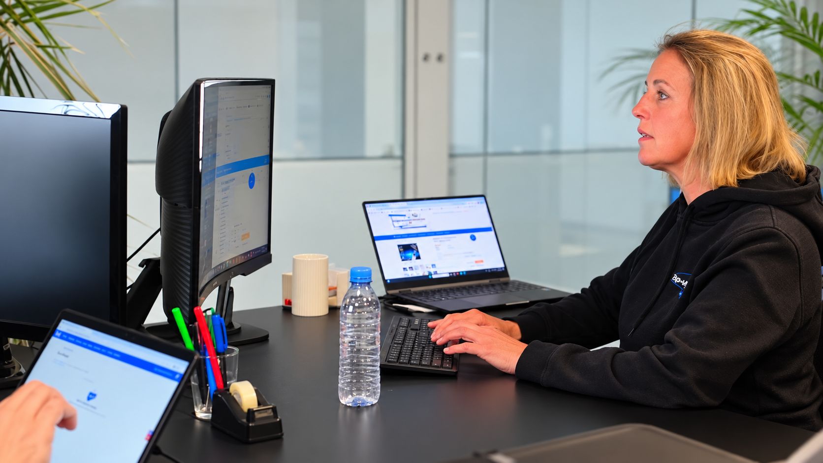 Our Top-Vision customer service representative at work